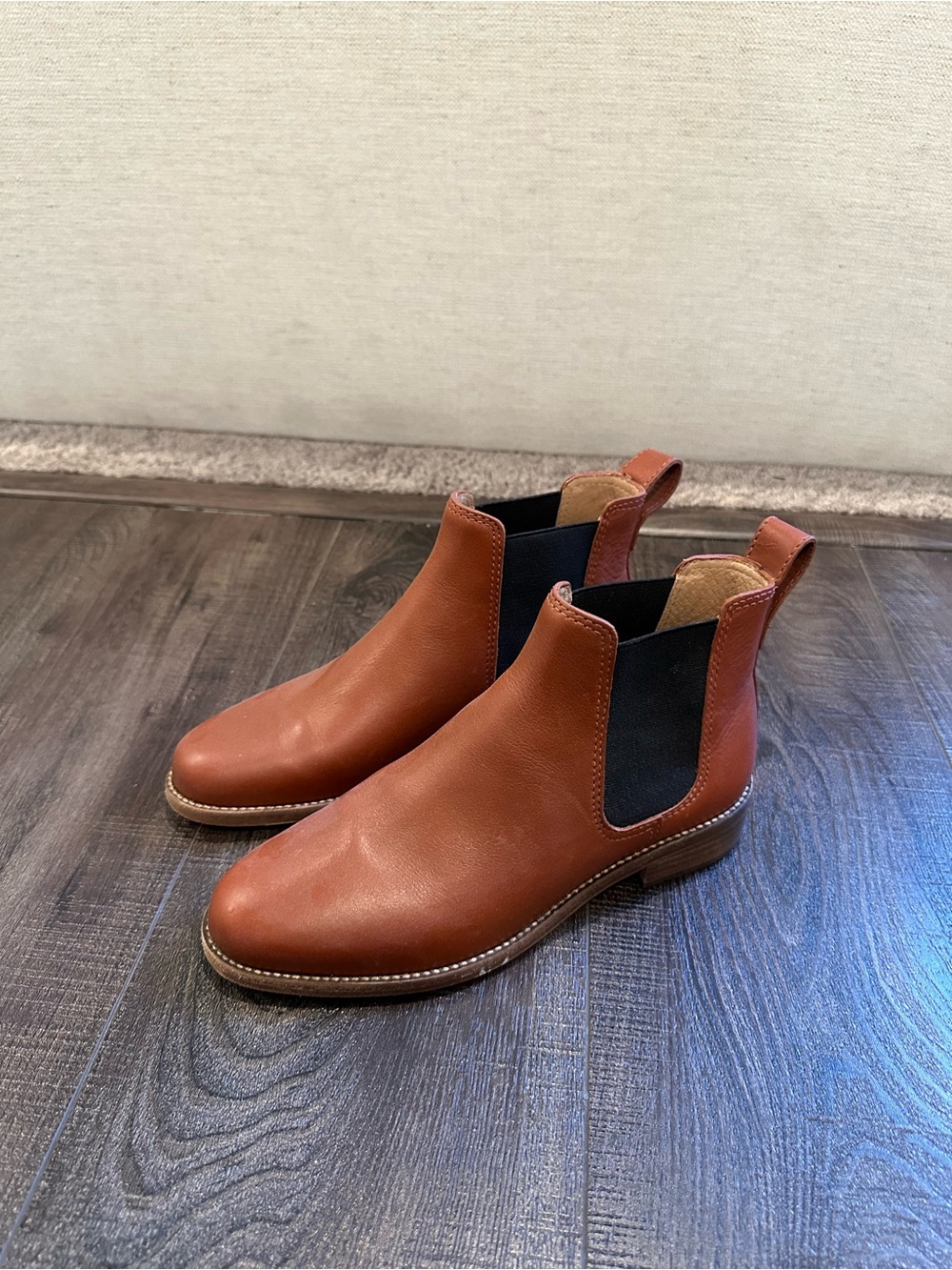 Madewell Leather Chelsea Boots 5 1/2